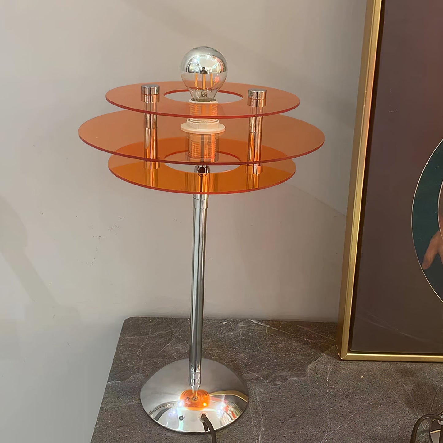 UFO Tischlampe – Stilvolle Akzentbeleuchtung für Jeden Raum 6