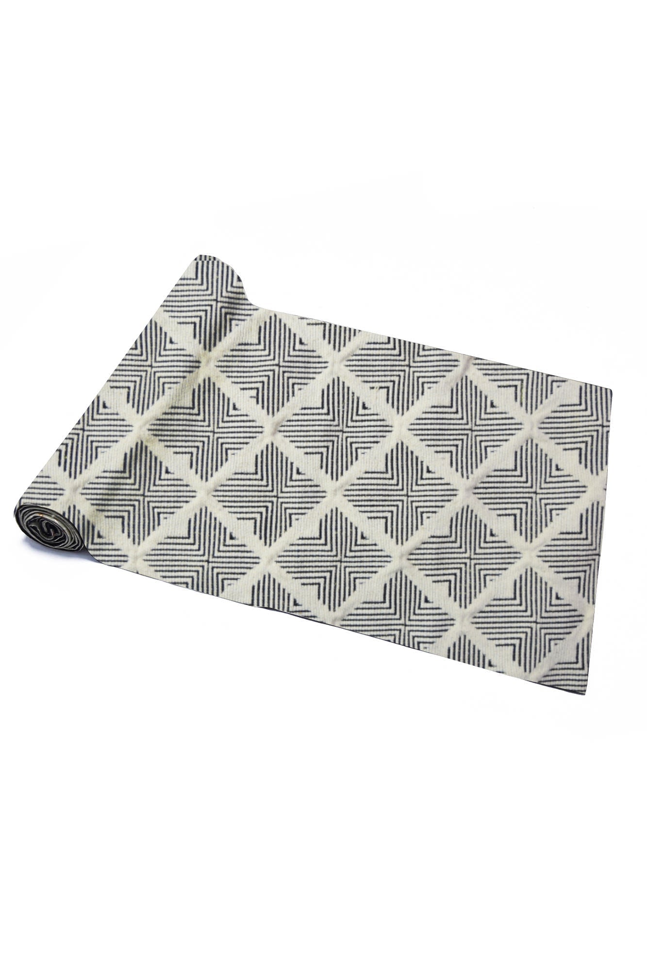 Überkreuzter Tischläufer – Stilvolle Eleganz Für Jeden Anlass 2