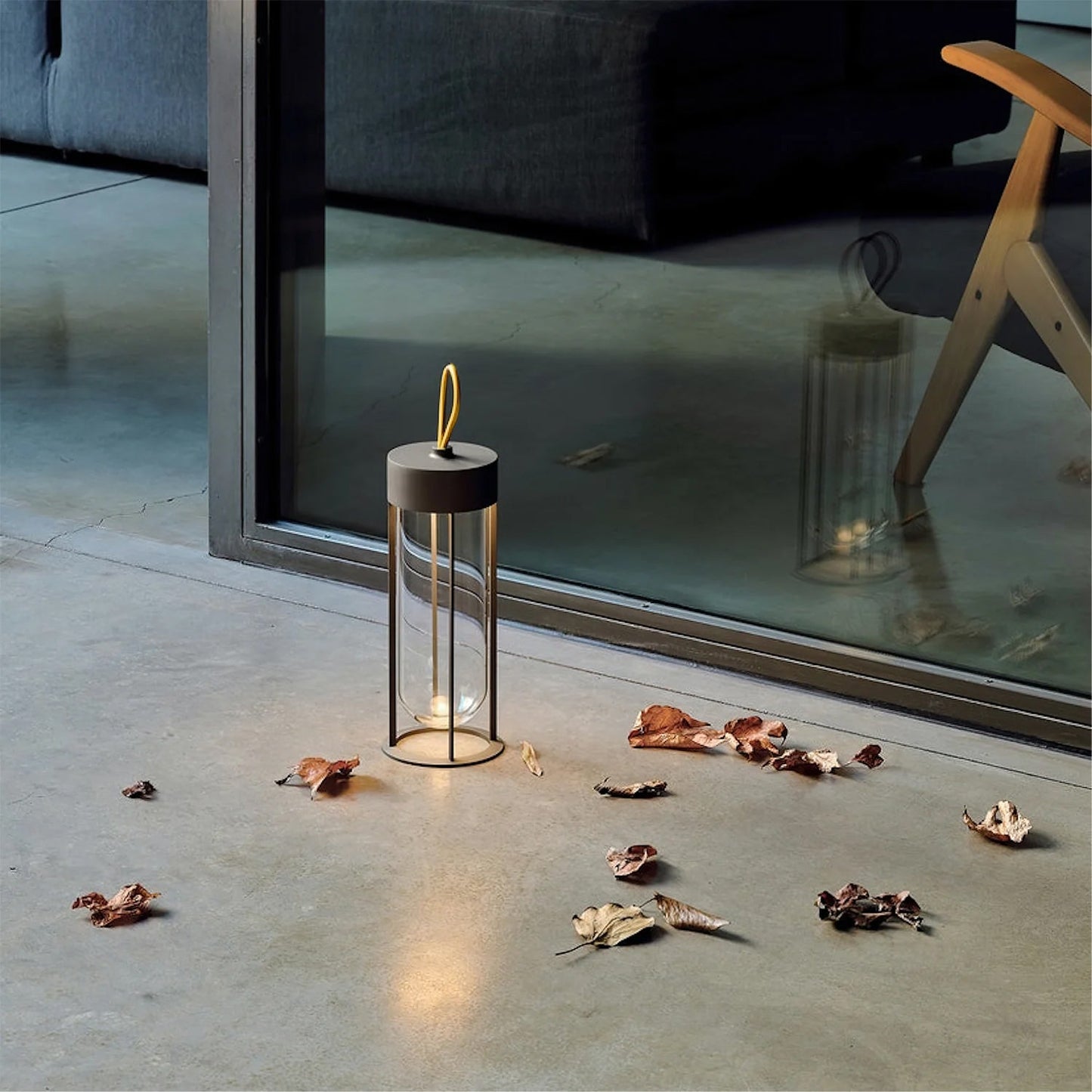VITRO TISCHLEUCHTE MIT EINGEBAUTEM AKKU – Flexibles Lichtdesign Für Stilvolle Räume 4