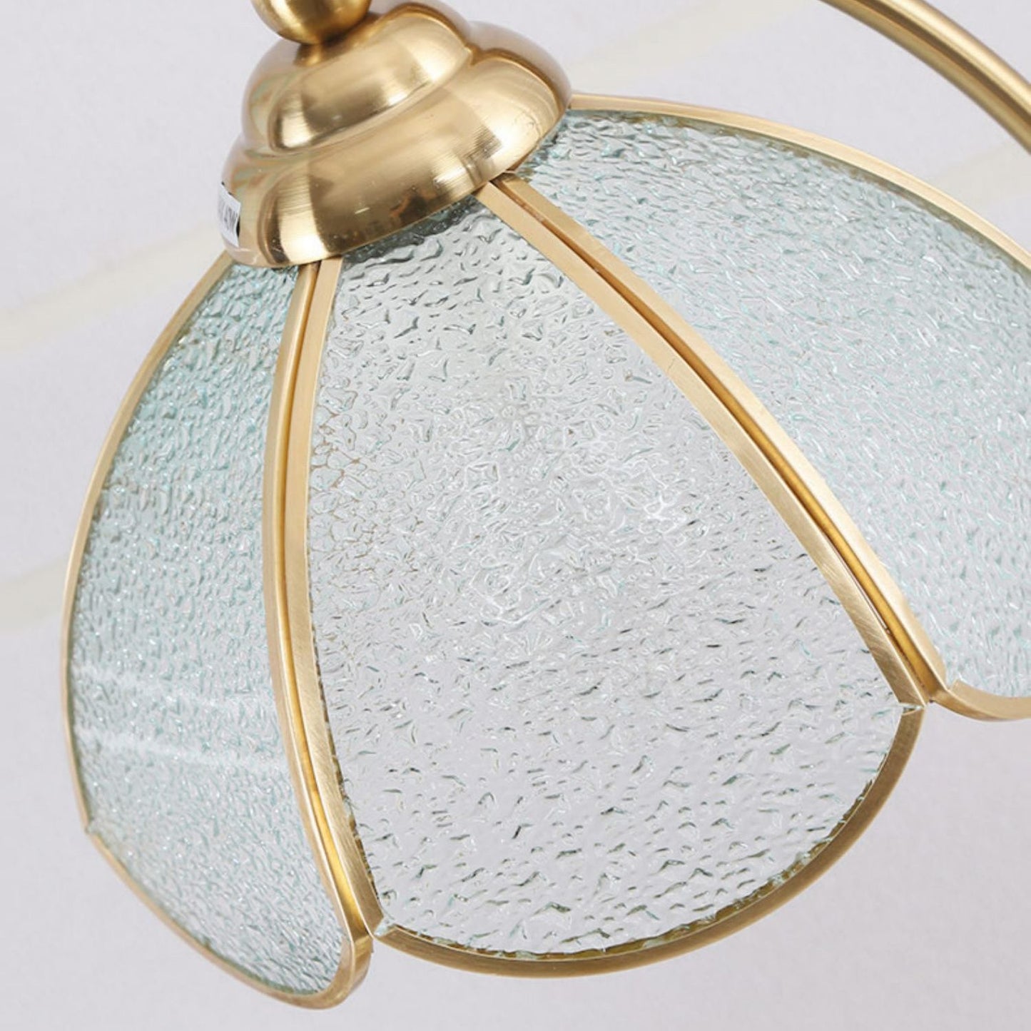 Vintage Tiffany Tischlampe – Stilvolles Blüten-Design für Gemütliche Abende 4
