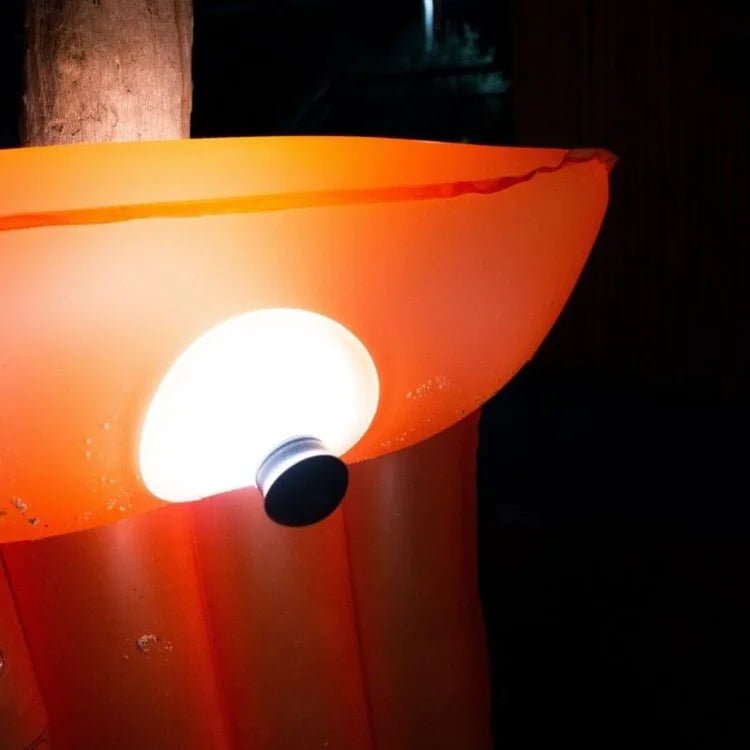 **Wiederaufladbare Saugnäpftassenbeleuchtung – Flexible Lichtlösung für Jeden Anlass** 5