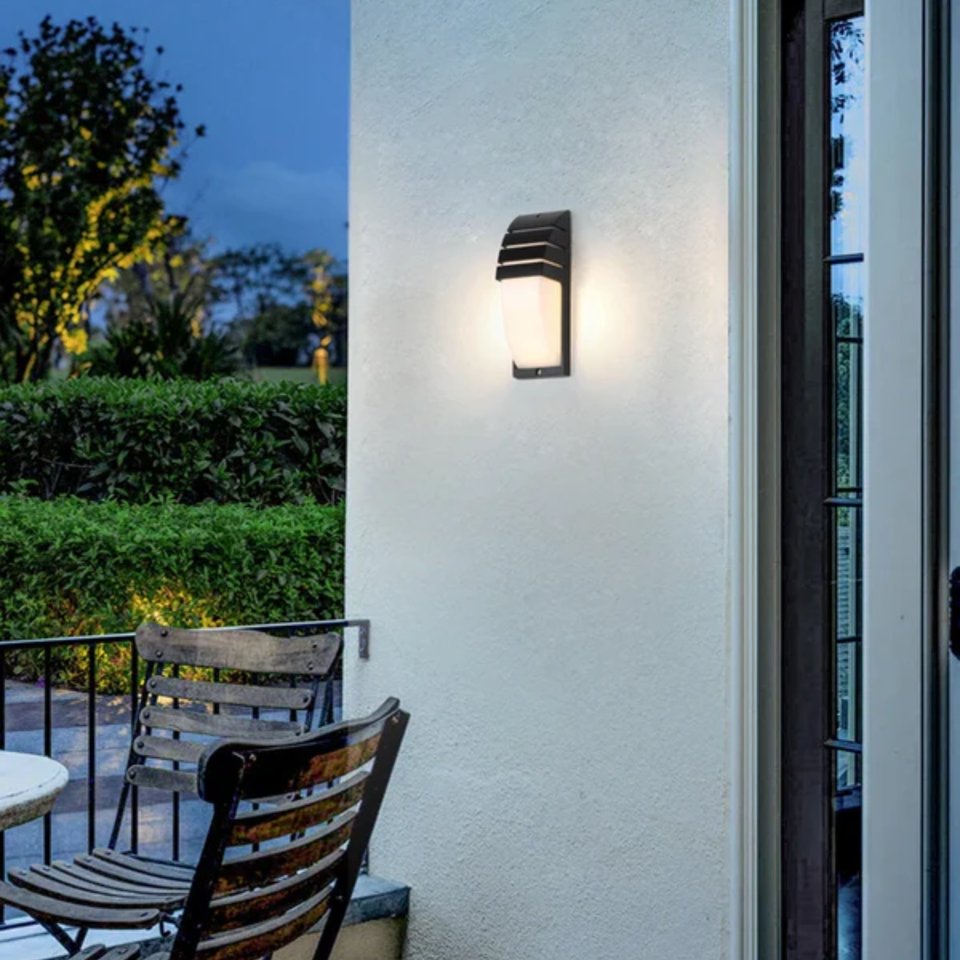 Zymor Außenlampe Mit Sensor – Elegante Beleuchtung Für Ihren Garten 5