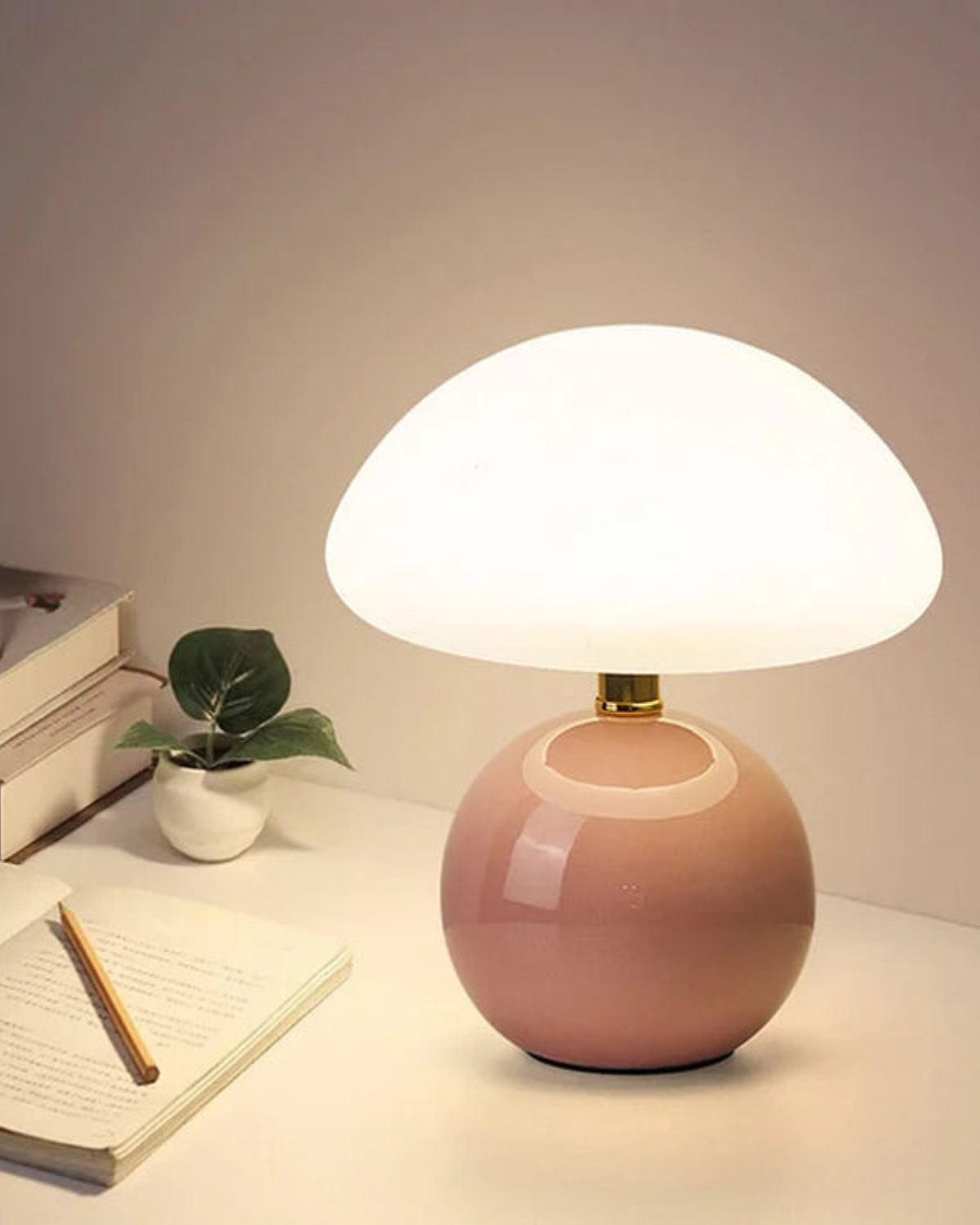 Tischlampe Kugelform Rot – Sanfte Lichtkuppel