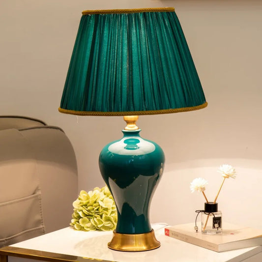 <strong>Amerikanische Retro Keramische Tischlampe</strong> – Minimalistisches Design für Romantische Atmosphäre 0