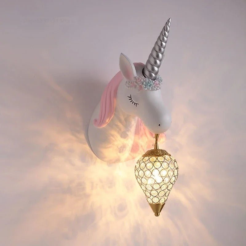<strong>Einhornwandlampe für Kinderzimmer</strong> – Magische Atmosphäre für kleine Träumer 10