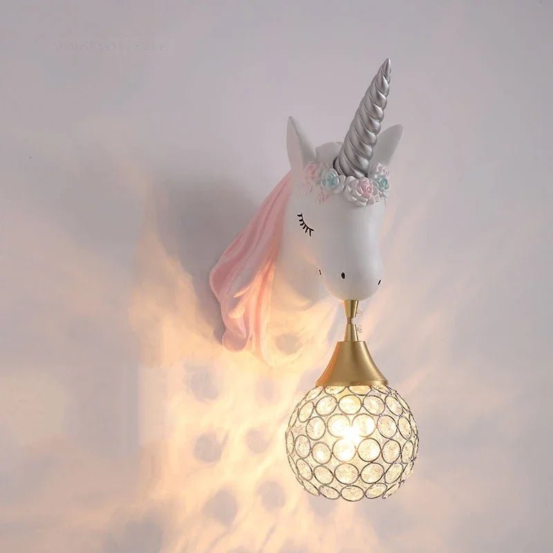 <strong>Einhornwandlampe für Kinderzimmer</strong> – Magische Atmosphäre für kleine Träumer 9