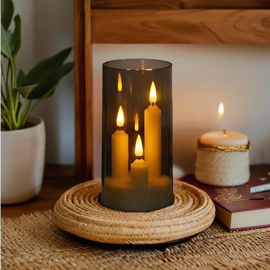 <strong>Flammenlose LED-Kerzen mit 3 Dochten</strong> – Sanftes Flackern für Gemütlichkeit 1