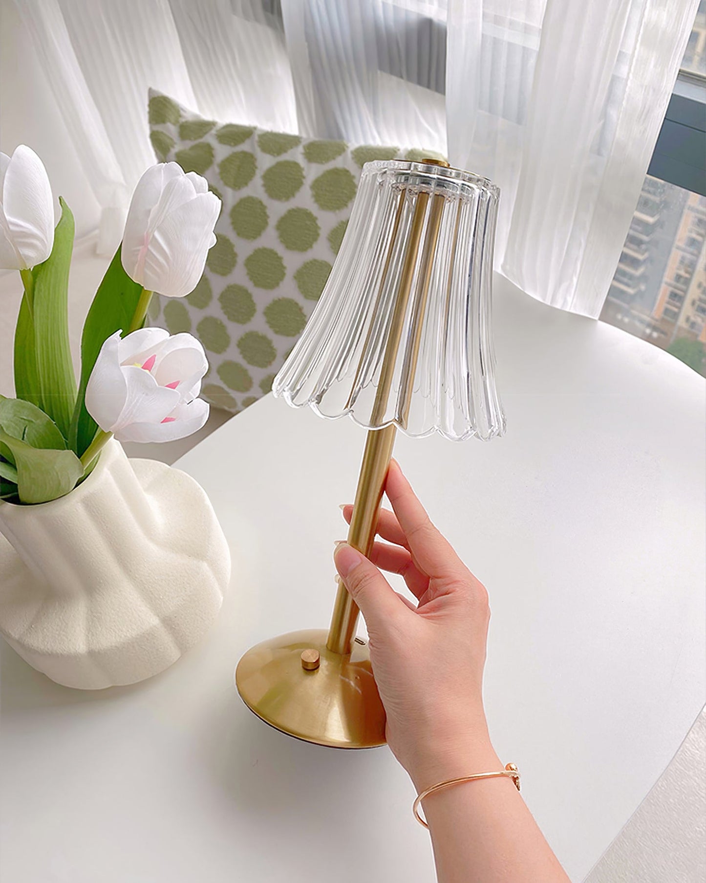 <strong>Glitzernde Tischlampe</strong> – Elegantes Design mit Strahlendem Licht 3