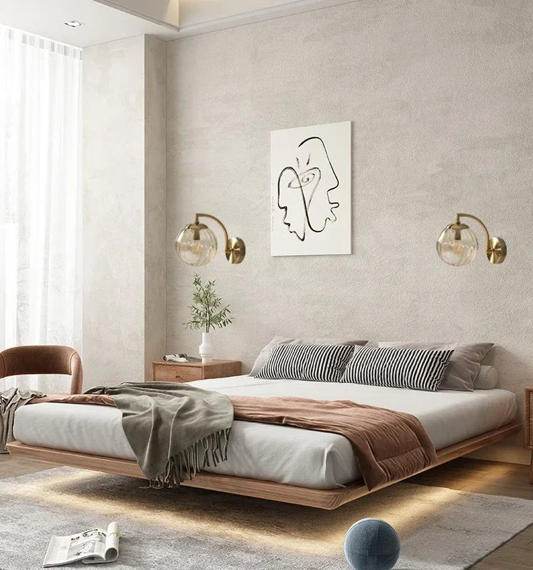 <strong>Goldene Wandleuchten Mit Gerippter Glaskugel</strong> – Stilvolles Licht Für Ihr Zuhause 6