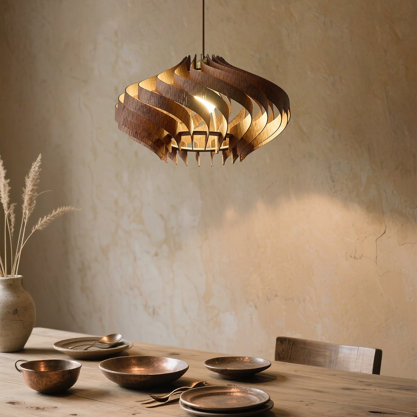 <strong>Serentia Pendelleuchte</strong> – Skulpturales Design mit Warmem Licht 2