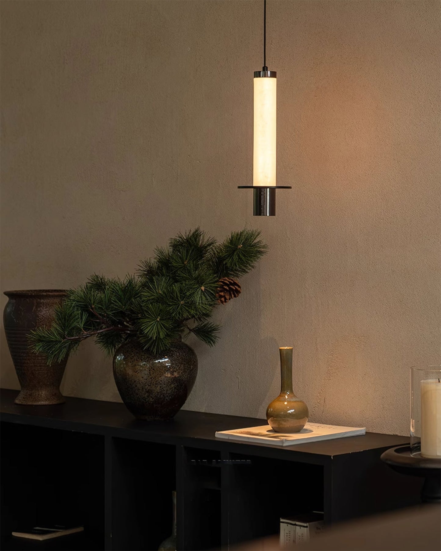 <strong>Zigrina Pendelleuchte</strong> – Eleganter Alabaster-Zylinder mit Warmem Licht 8