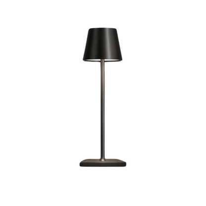 Schlanke Tischlampe Kegelschirm – Gezielter Lichtstrahl mit Stimmungsvollem Glanz