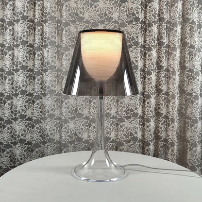 Acryltischlampe – Stilvolles Licht Für Gemütliche Räume 6