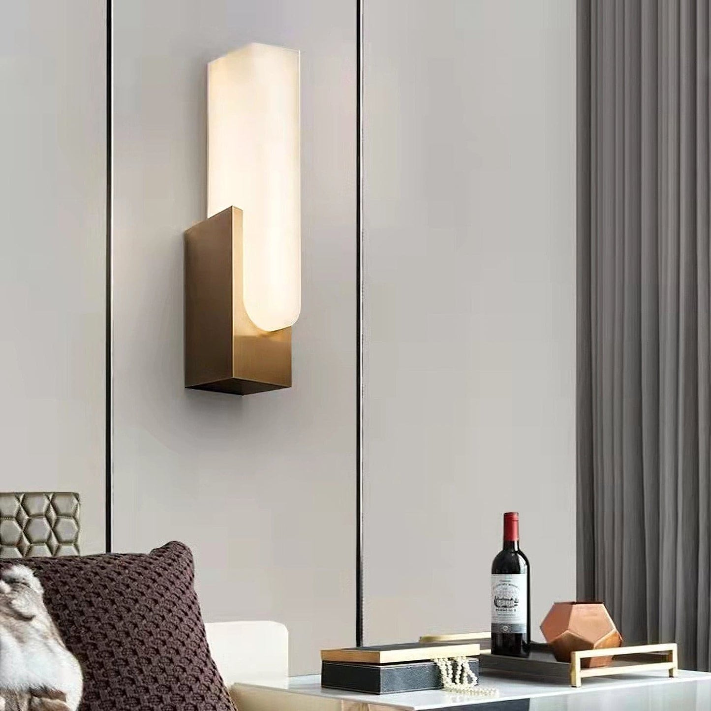 Agatha Wandleuchte – Stilvolle Lichtquelle mit Eleganz 4