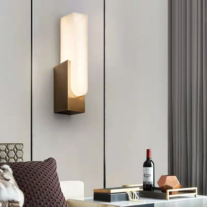 Agatha Wandleuchte – Stilvolle Lichtquelle mit Eleganz 4