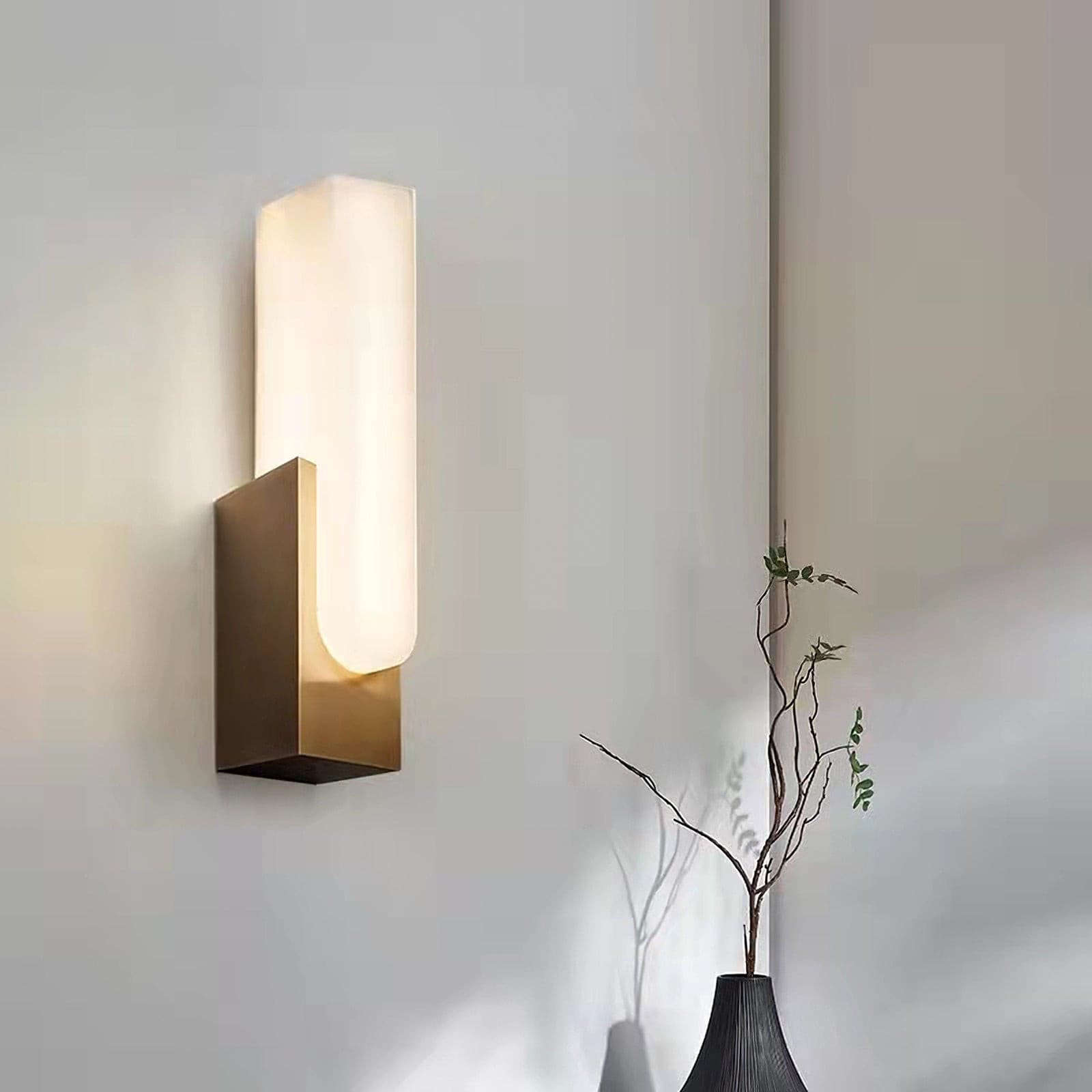Agatha Wandleuchte – Stilvolle Lichtquelle mit Eleganz 6