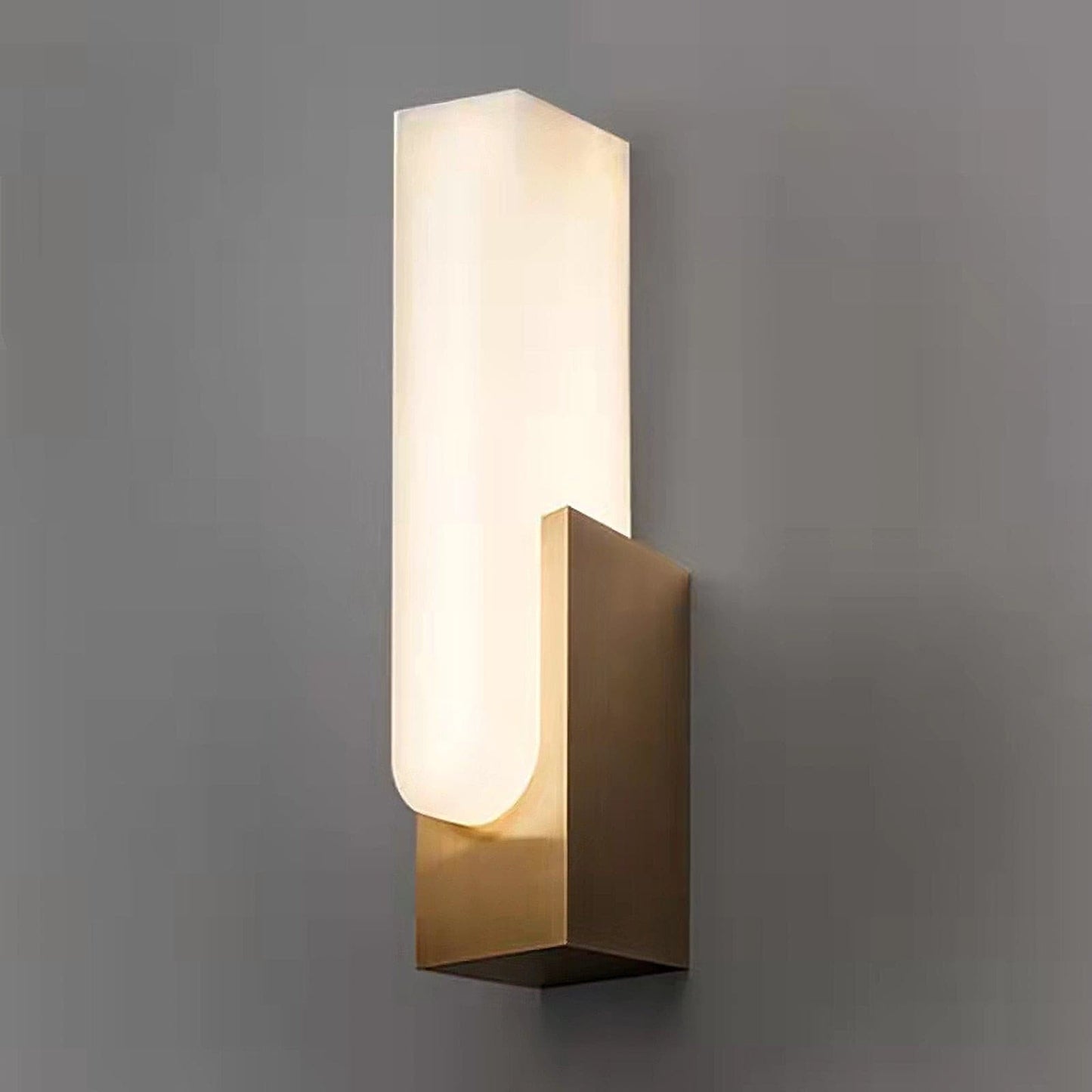 Agatha Wandleuchte – Stilvolle Lichtquelle mit Eleganz 8