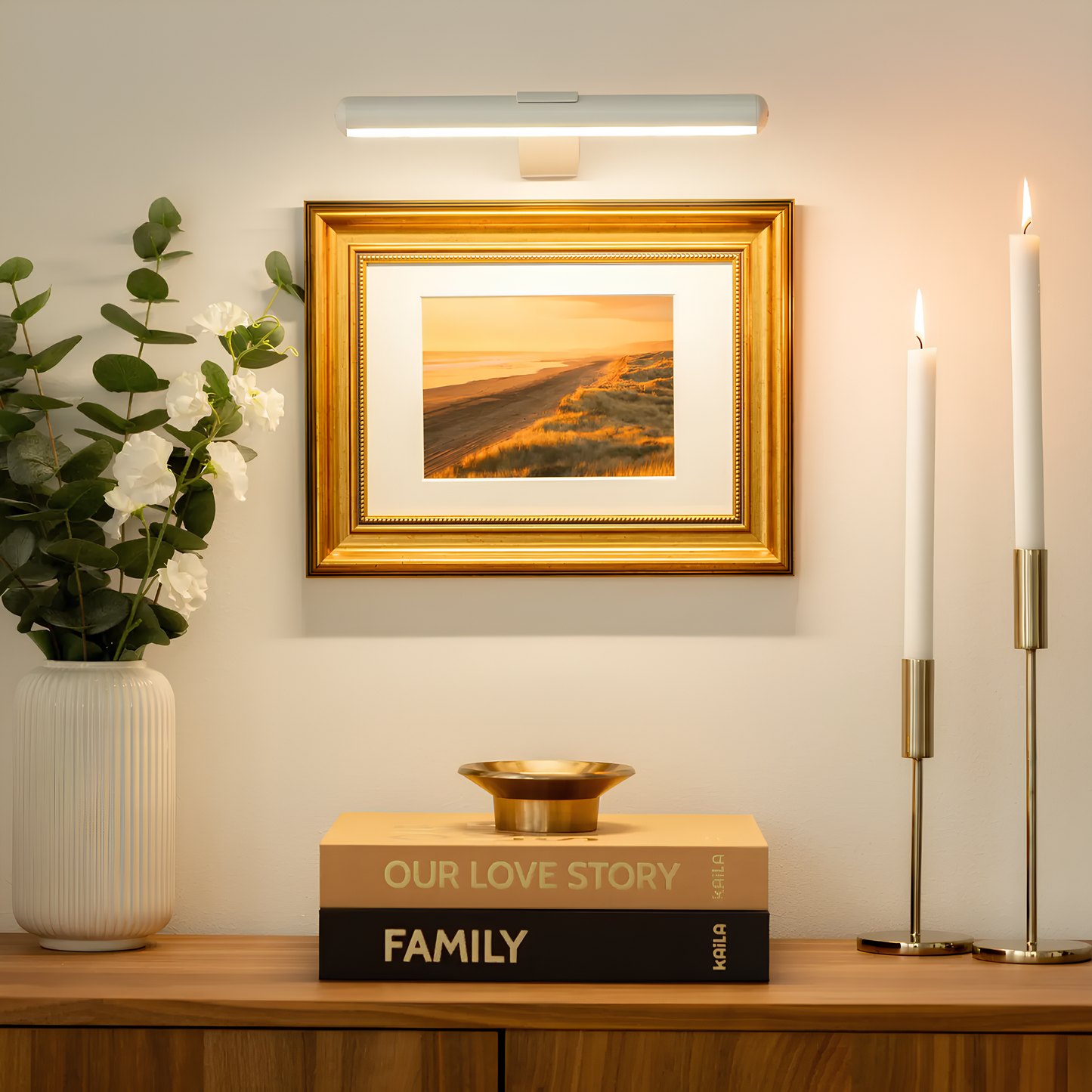 ArtGlow LED-Wandlampe – Kabellose Eleganz für Kunstwerke 8