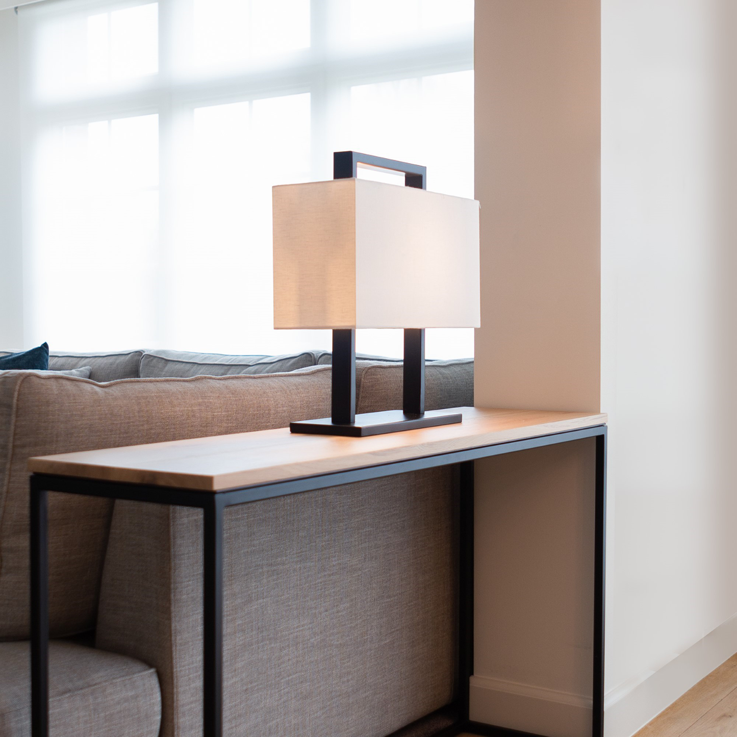 Bhilai Tischleuchte Schwarz – Elegante Akzentbeleuchtung Für Ihr Zuhause 3