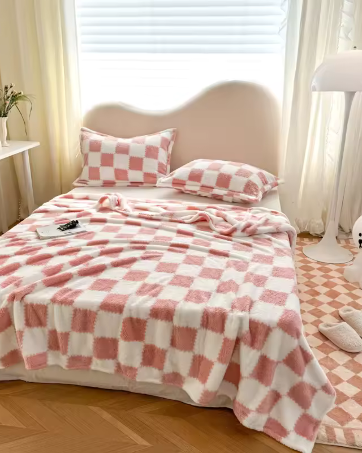 Carré-Douce Plaid – Elegante Wohndecke Mit Rautenmuster 1