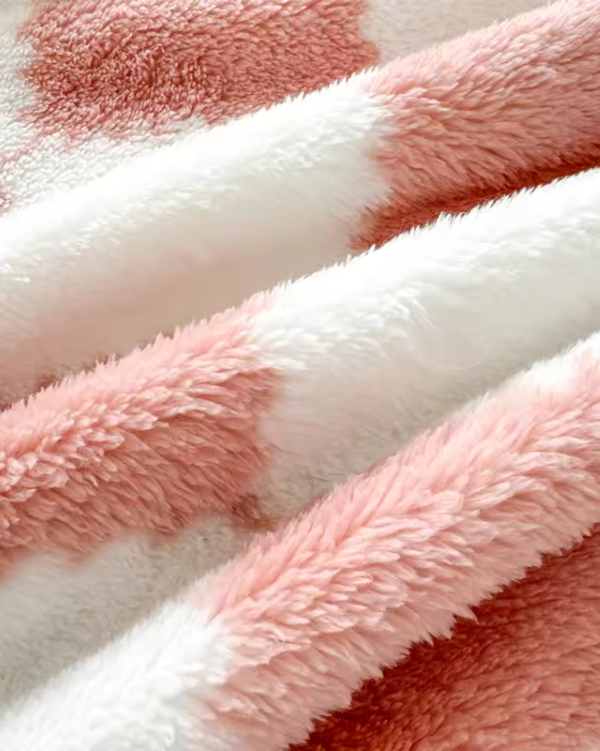 Carré-Douce Plaid – Elegante Wohndecke Mit Rautenmuster 4