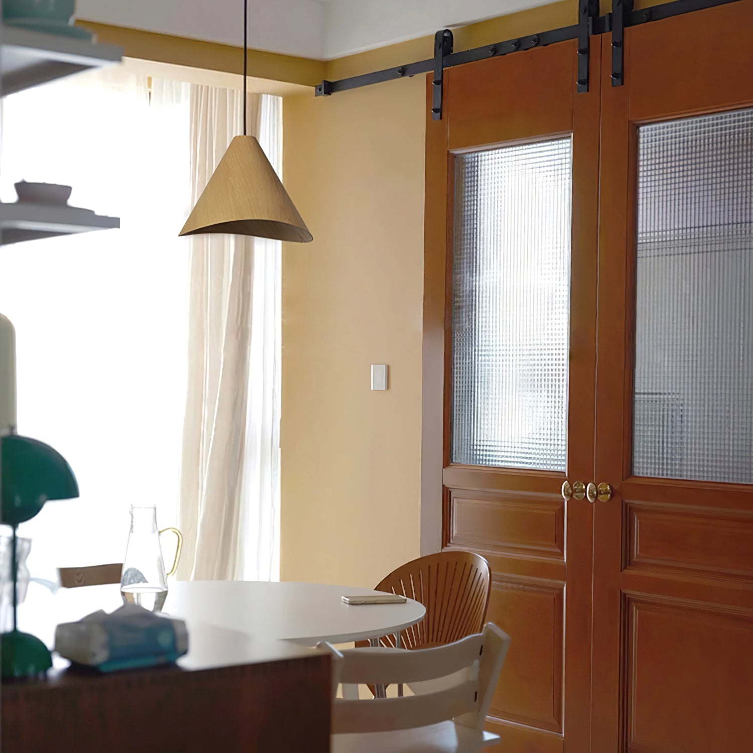 Conica Pendelleuchte aus Holz – Zeitlose Eleganz für Ihr Esszimmer 6