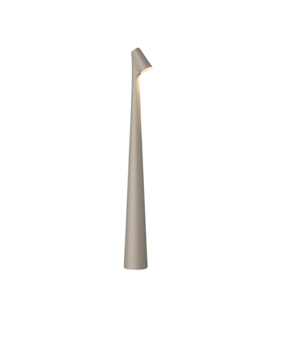 Schlanke Tischlampe Schrägschirm – Gezieltes Licht mit Modernem Akzent
