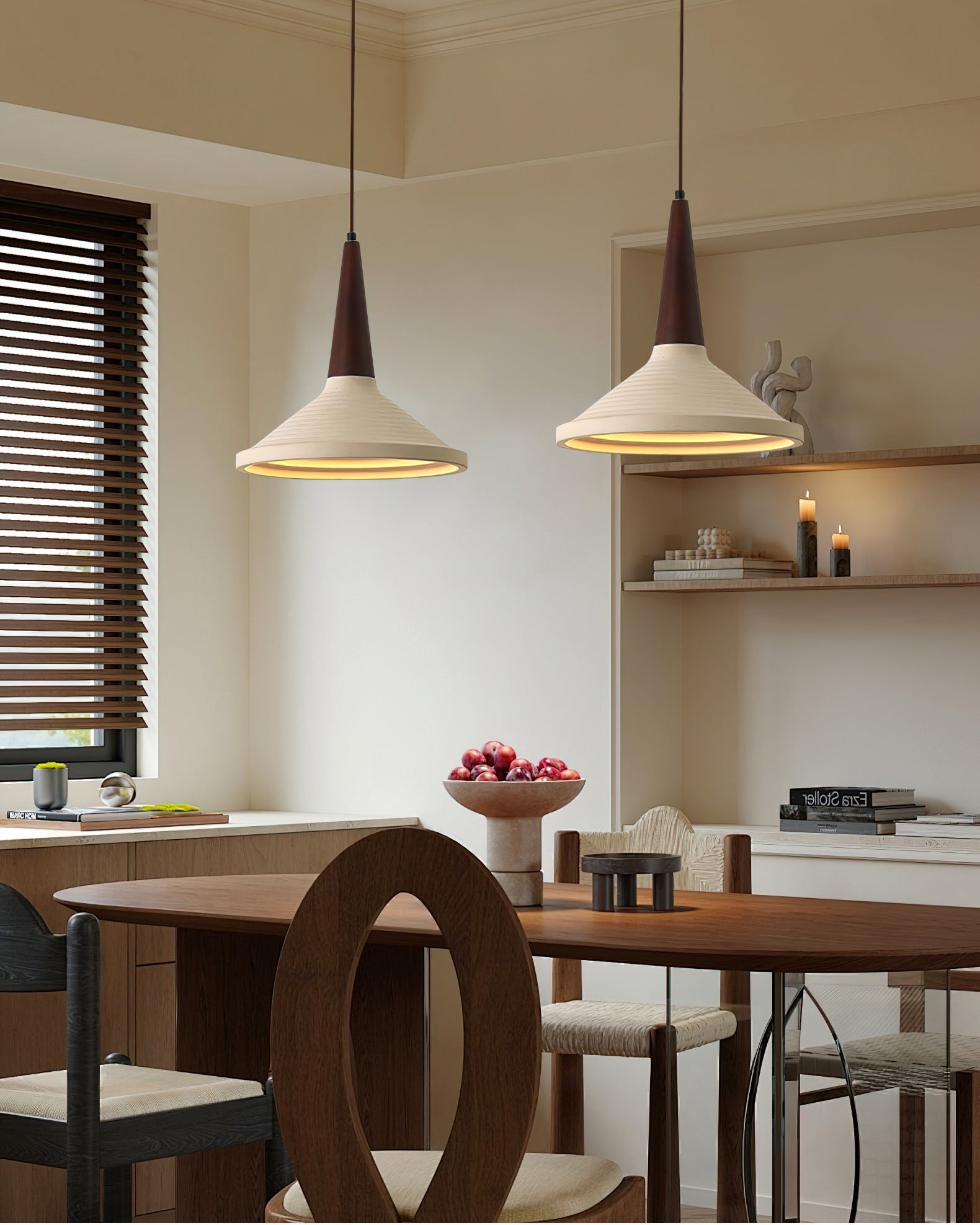 Doherty Pendelleuchte – Elegantes Design Mit Warmen Holzakzenten 4