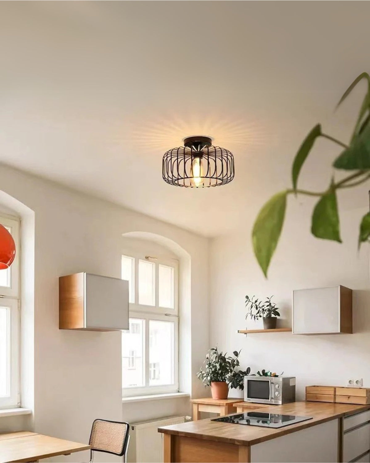 Élégante Deckenleuchte Schwarz mit Goldakzenten – Modernes Design für Stilvolles Ambiente 1