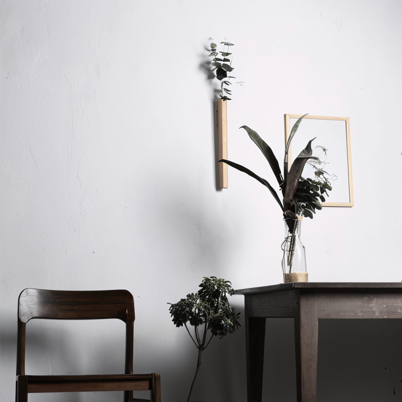 FrischFloret Wandvase Schwarznuss & Buchenholz – Elegante Blumenpräsentation Für Ihr Zuhause 4