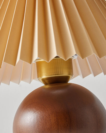 **HADDIE TISCHLAMPE – Stilvolles Design für Gemütlichkeit** 6