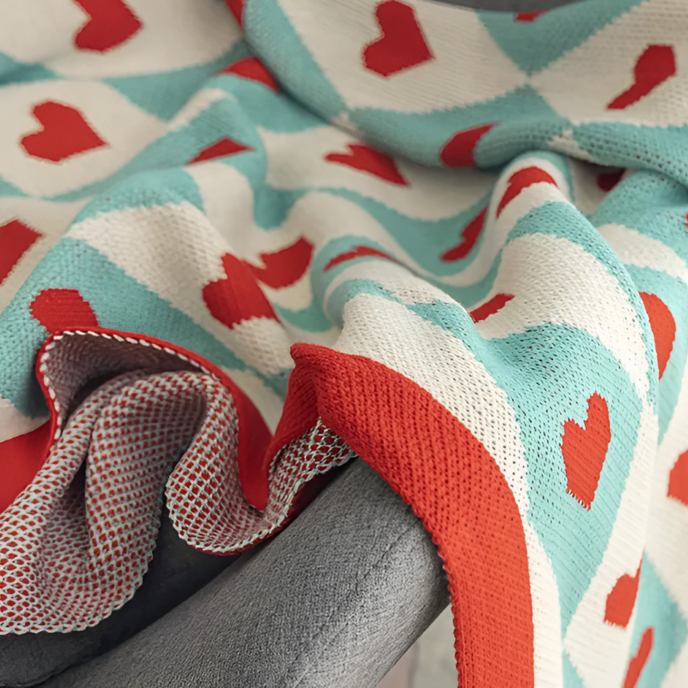 HeartiKnit Plaid Fleecedecke – Kuschelige Eleganz mit Herzmuster 5