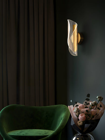 Hershal Luxe Wandleuchte – Elegantes Lichtspiel für Stilvolles Ambiente 5
