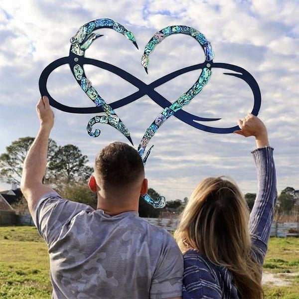 IronEcho Handgeschmiedete Unendlichkeitsherz-Wandskulptur – Ausdruck Von Ewiger Liebe 1