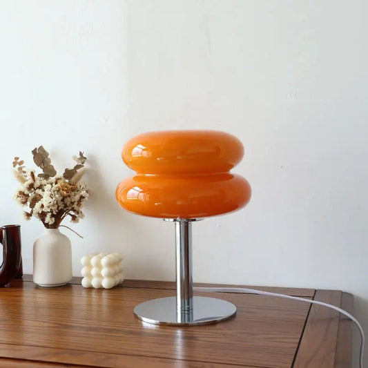 Italienische Bauhaus Tischlampe – Retro Charme Mit Warmem Licht 1