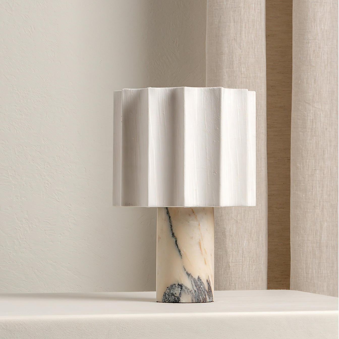 **KANE INTEGRIERTE BATTERIE TISCHLAMPE – Elegantes Design mit Marmorbasis** 2
