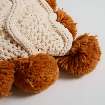 **KISSENBEZUG MIT QUASTEN – ELEGANTES POMPOM-DESIGN FÜR JEDEN RAUM** 5