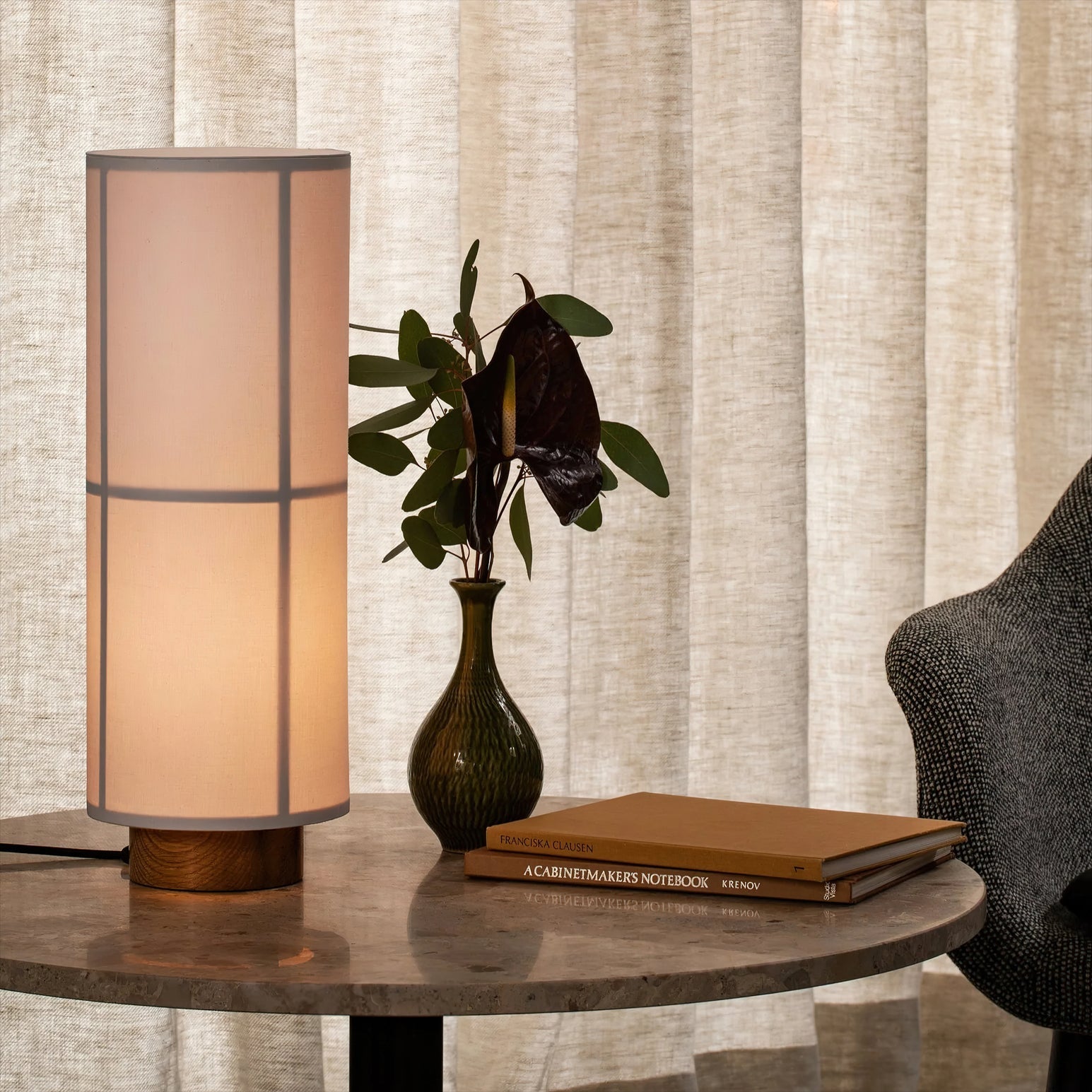 **KUMO LINEN TISCHLAMPE – Sanfte Beleuchtung für Entspannte Atmosphären** 3