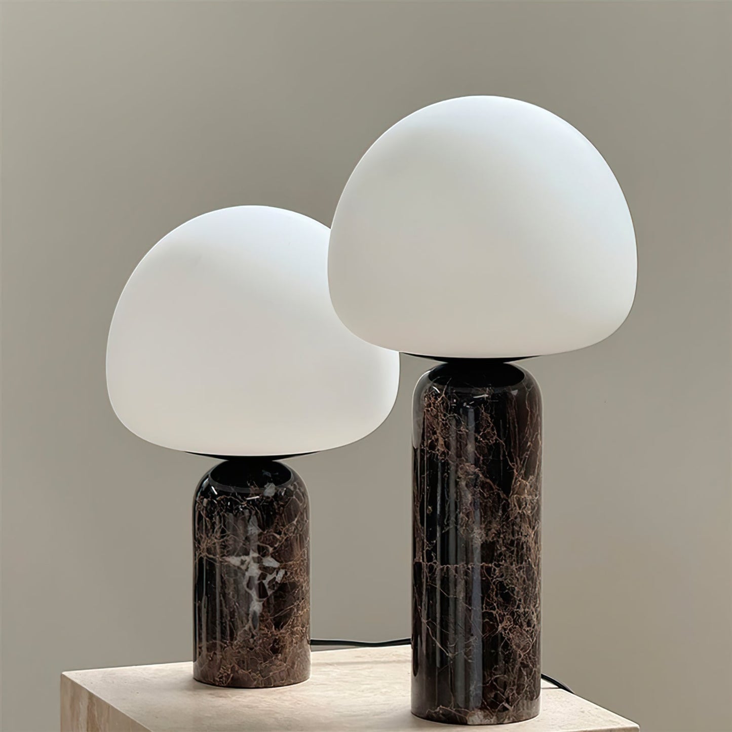 Kizu Tischlampe – Elegante Marmor- und Glasleuchte 8