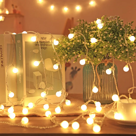 LED-Ball Lichterkette – Magische Atmosphäre Für Gartenpartys 0