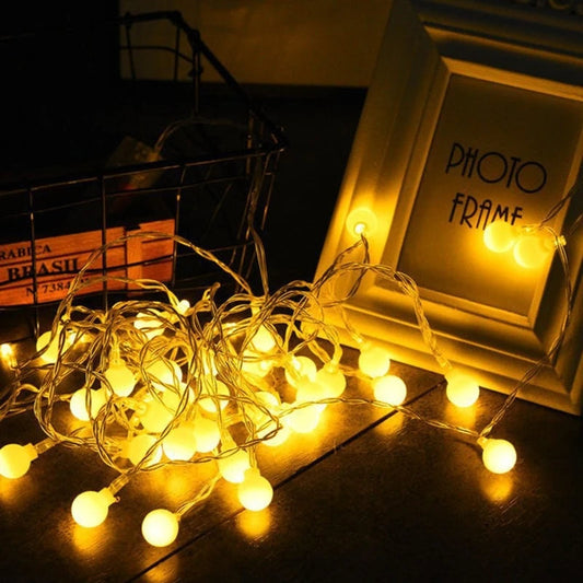 LED-Kugel-Weihnachtslichter – Festliche Atmosphäre Für Drinnen Und Draußen 1