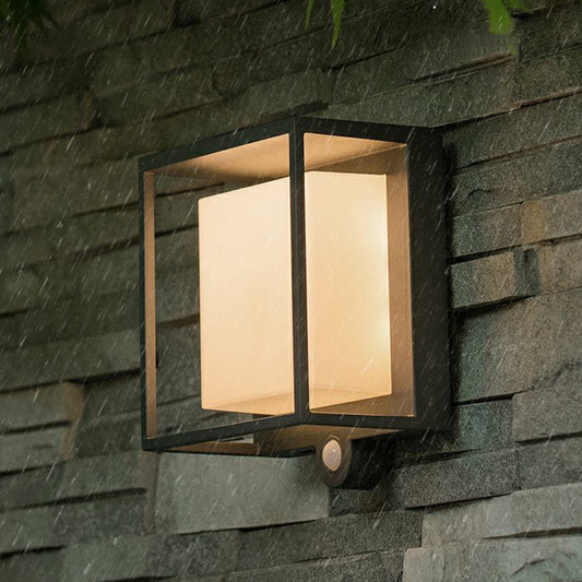 LYNORA Solar Wandlampe – Stilvolles Design Mit Bewegungsensor Für Außenbereiche 0