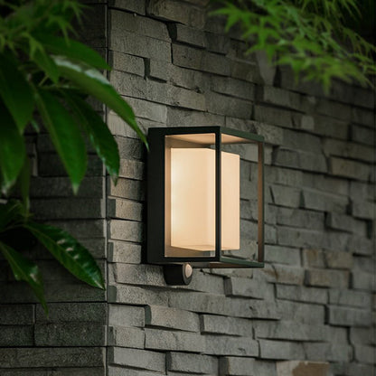 LYNORA Solar Wandlampe – Stilvolles Design Mit Bewegungsensor Für Außenbereiche 3