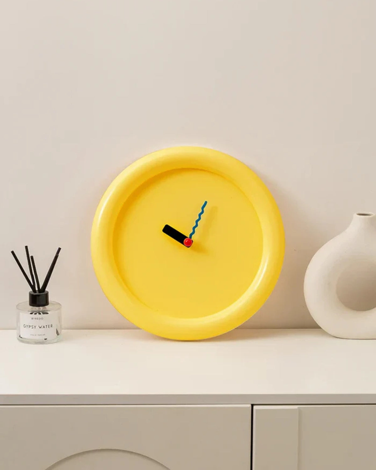 Le Temps Joyeux Wanduhr Modern – Farbige Kreativität für Ihr Zuhause 3