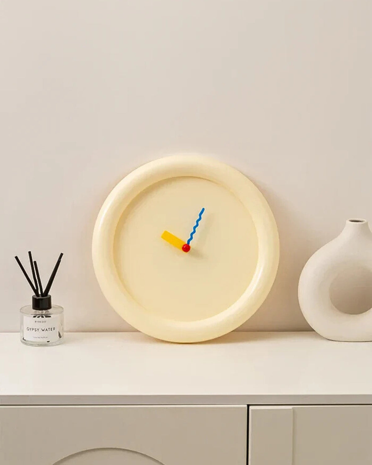 Le Temps Joyeux Wanduhr Modern – Farbige Kreativität für Ihr Zuhause 4