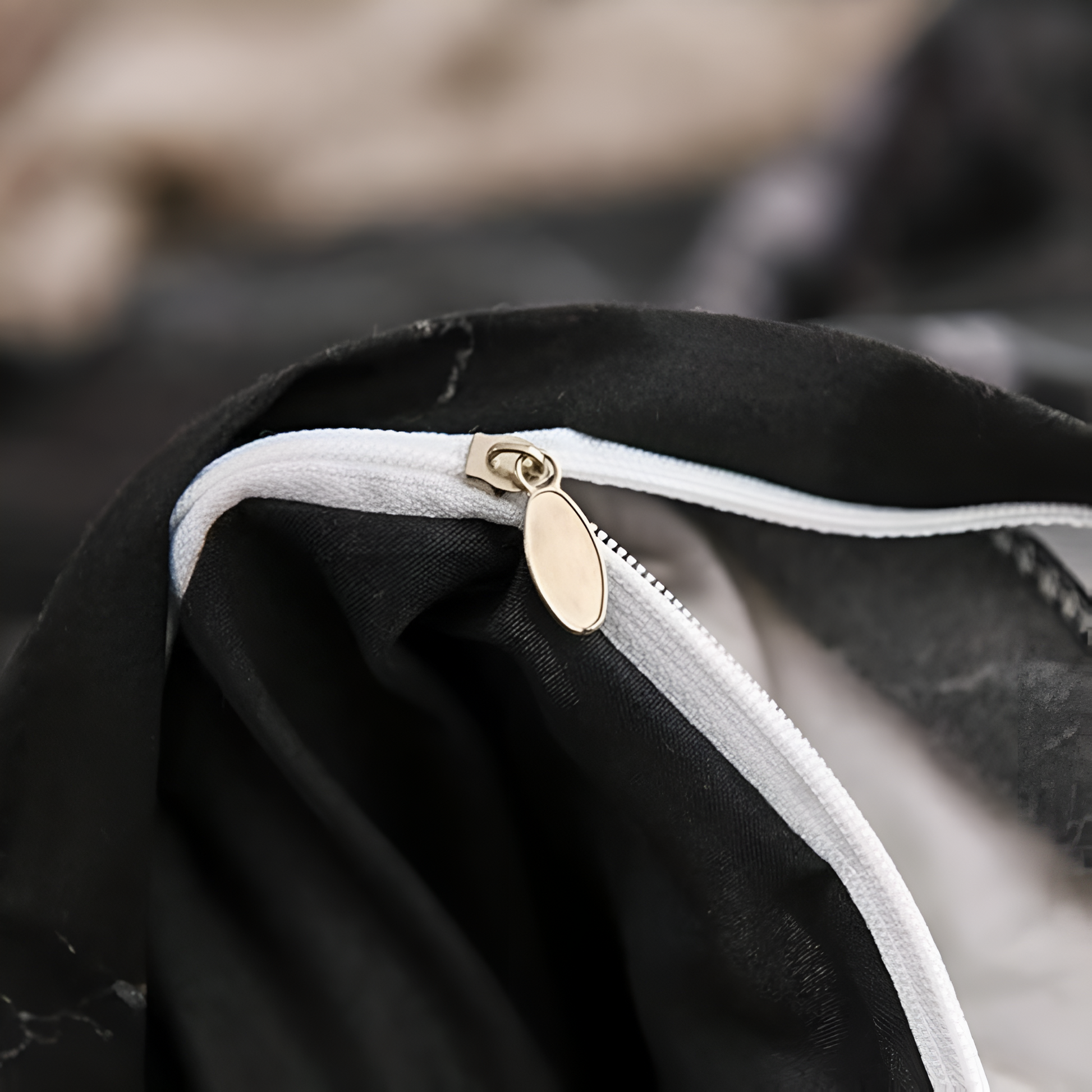 Luxuriöses Schwarzes Marmor Bettbezug-Set – Elegante Schlafzimmerverschönerung 2