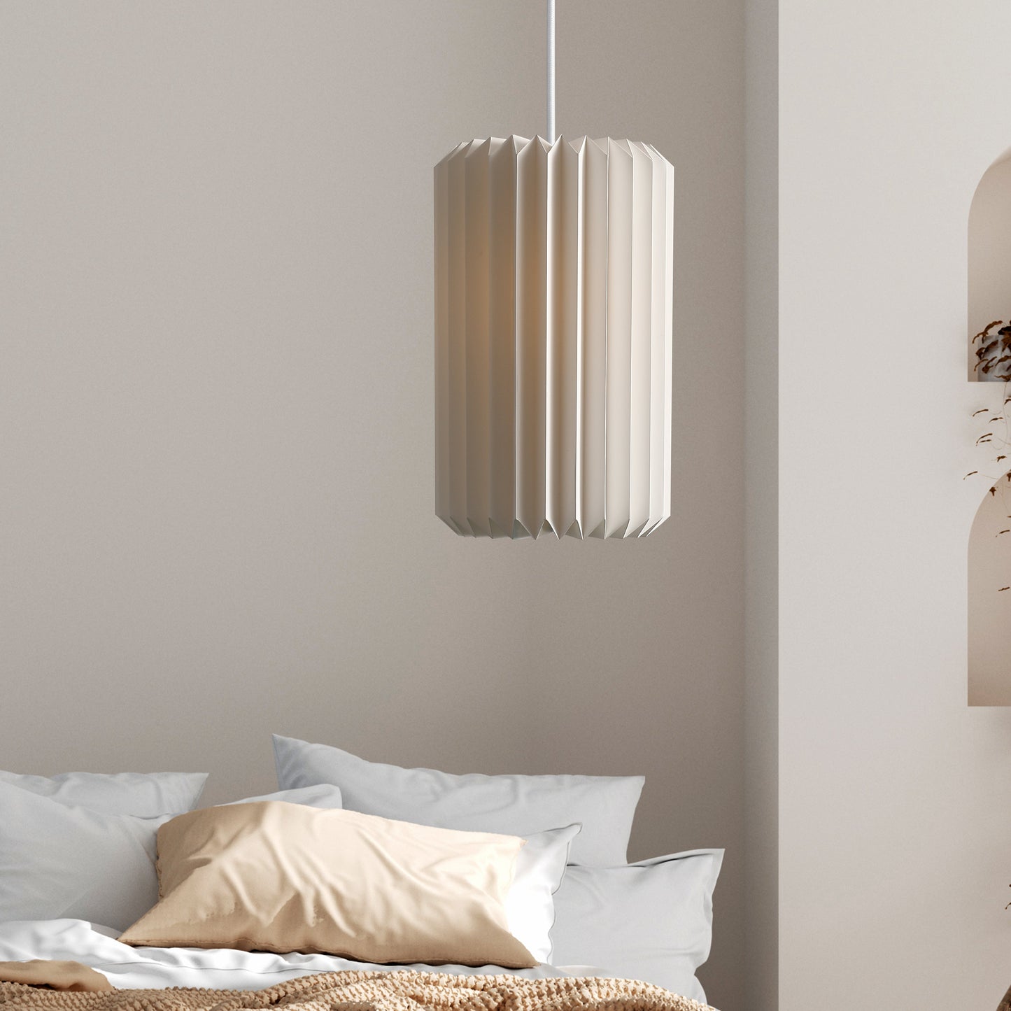 Moon Tall Pendelleuchte Ø18 cm – Harmonische Lichtverteilung für Ihr Zuhause 0