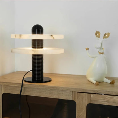 **Nordic Designer Marmor Tischlampe** – Elegante Beleuchtung für Ihr Zuhause 3