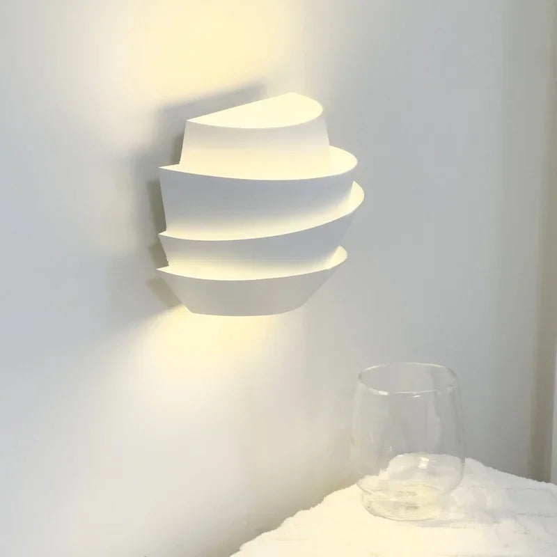 Nordic Designer Tannenzapfen Wandlampe – Elegante Akzente für Ihr Zuhause 2
