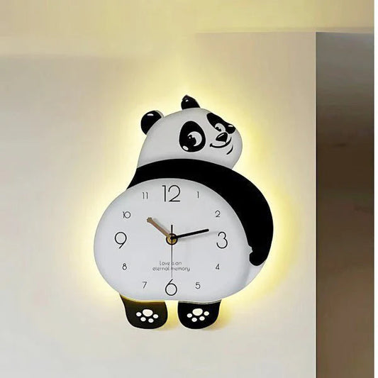 Panda Wanduhr Modern – Zeitlose Eleganz für Ihr Zuhause 1